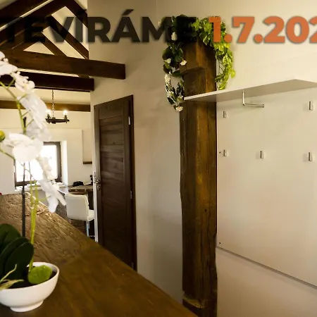 Apartmán Apartmánový Dům 13 Podkroví 2